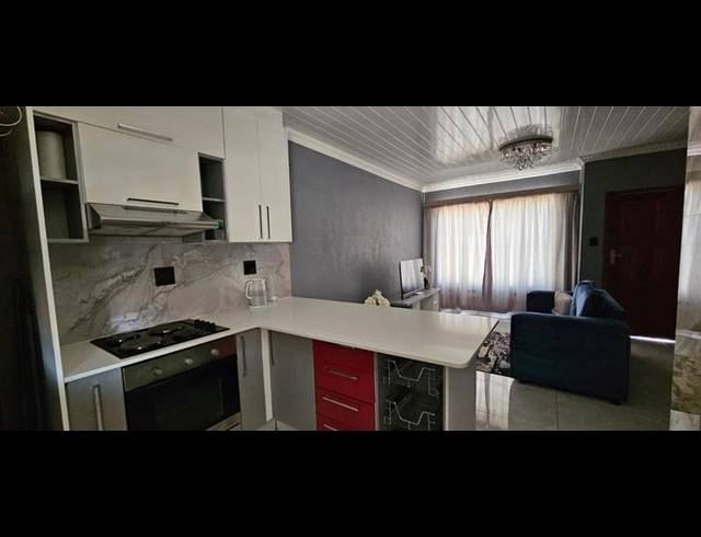 3 BEDROOM PROPERTY TO RENT IN BENDOR